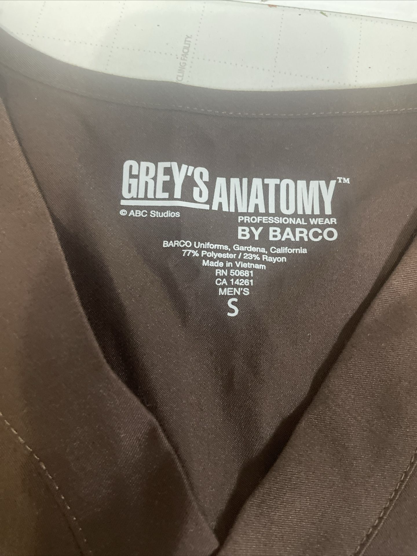 Greys Anatomy By Barco Men's New Scrub V Neck Top W/Pockets Color Truffle Brown