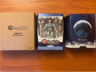 Super7 ThunderCats ULTIMATES! HOOK MOUNTAIN ICE LION-O – SDCC EXCLUSIVE w/ Original Mailer Box