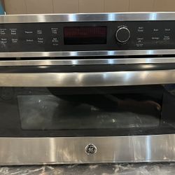 BUILT-IN MICROWAVE/CONVECTION OVEN