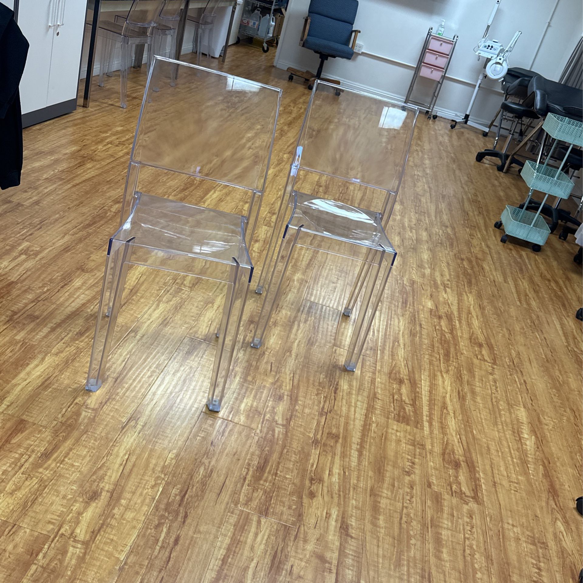 Clear Chairs 6 Total 