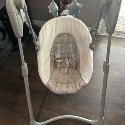 Graco Baby Swing