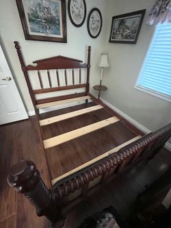 Full bed frame