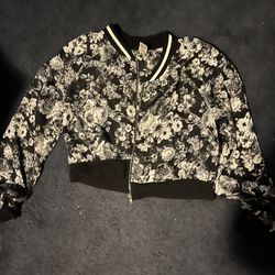 Women’s Floral Light weight Jacket Sz Small