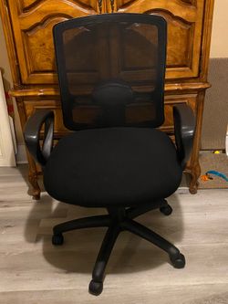 Like New office Chair