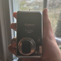 Canon Powershot S80