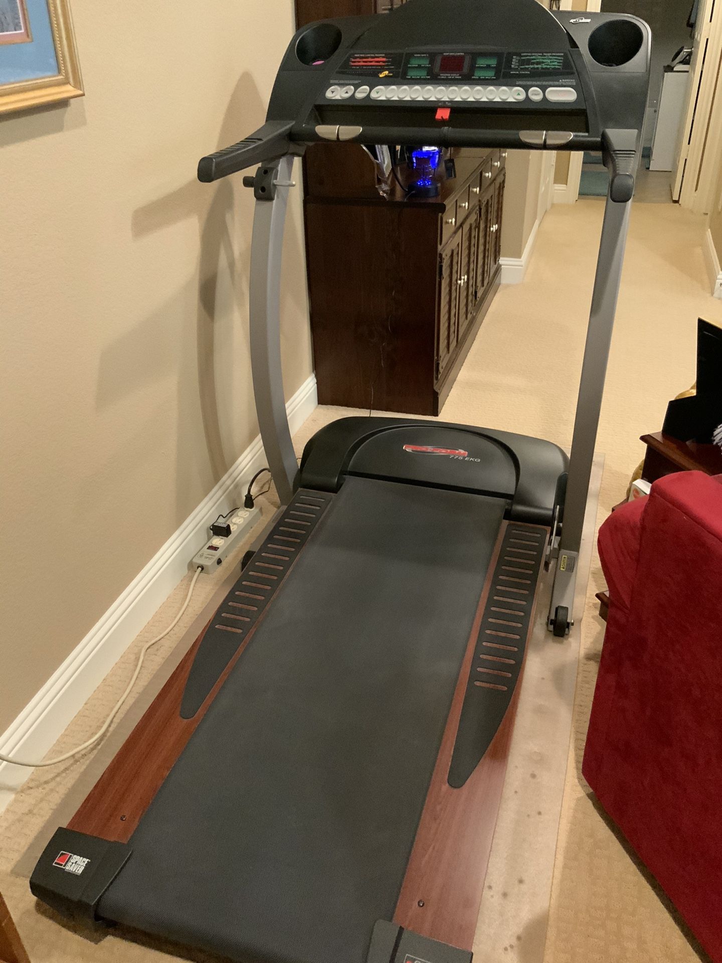 Treadmill: Pro-Form 775 EKG