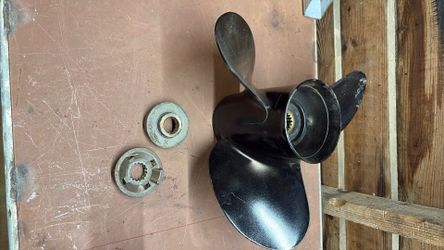 3x14x21 propeller.  3107