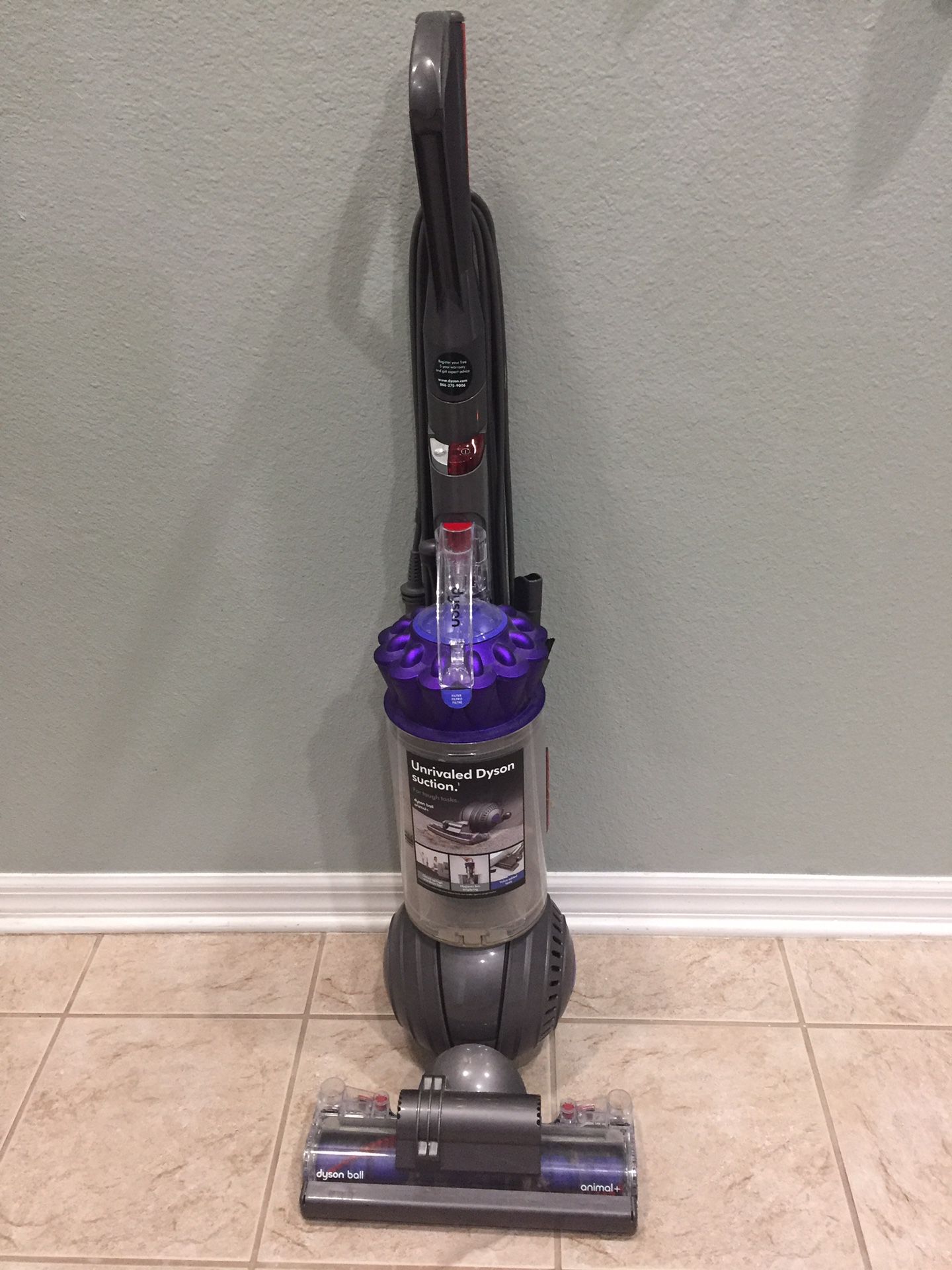 Dyson vacuum - moving into a tiny house so this won’t be needed
