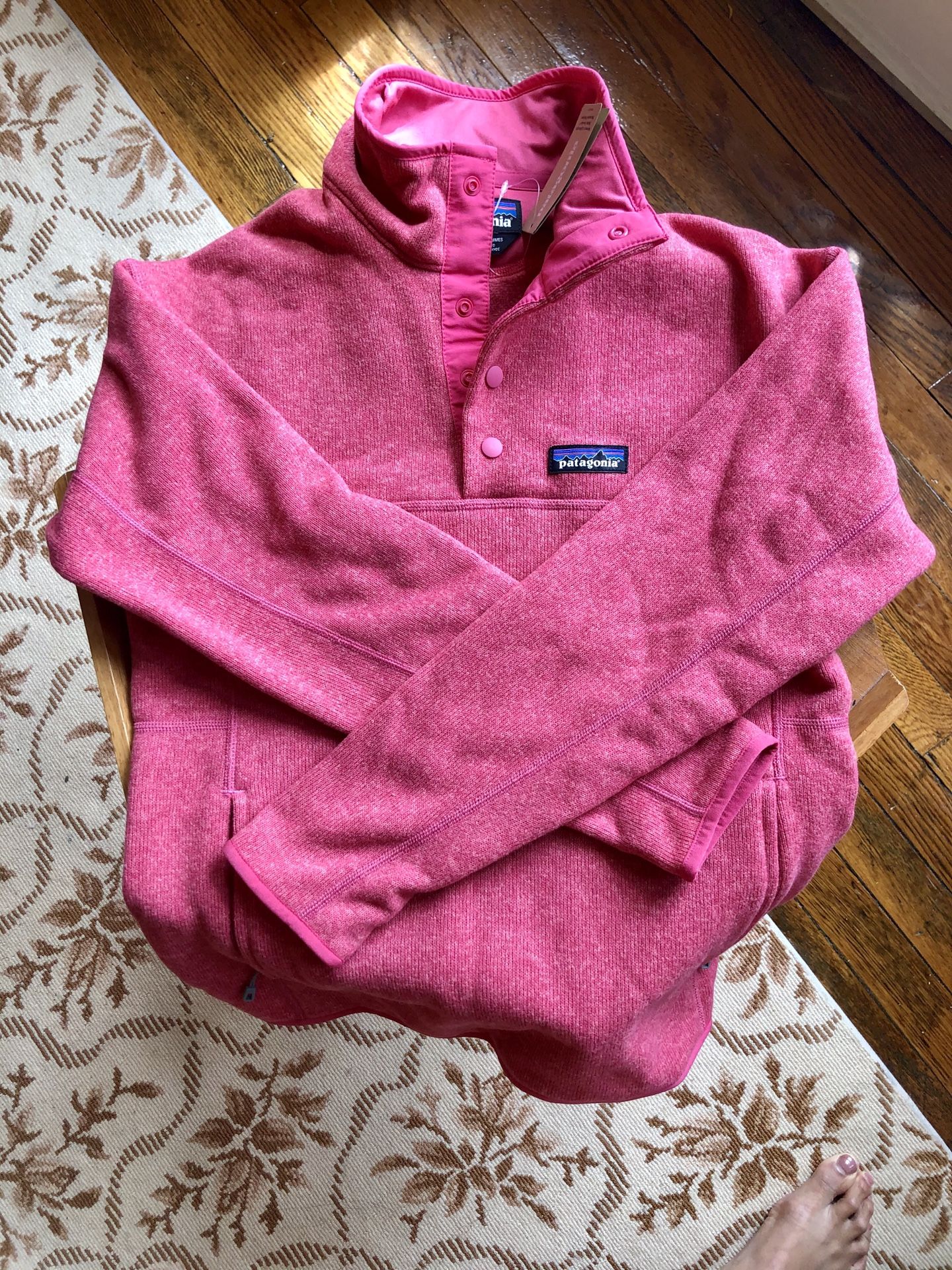 NWT Better sweater Patagonia with zippered pockets XS