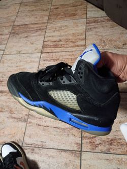 Jordans size 5y