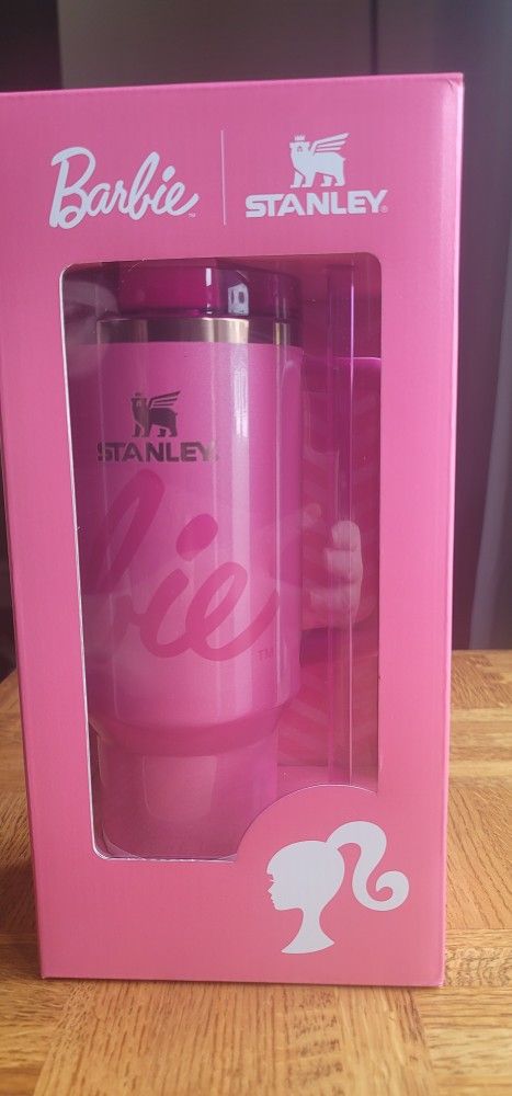 BARBIE X STANLEY BARBIE ICON
40 OZ QUENCHER