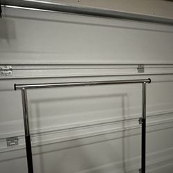 Clothes Rack-Rolling