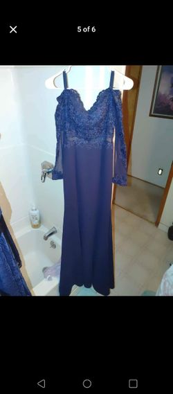 Womens Medium Formal Gown