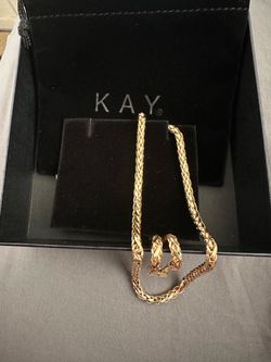 Gold necklace