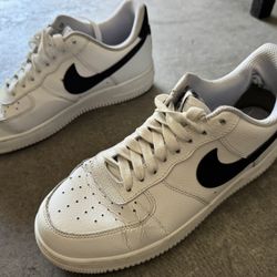 Nike Air Force Size 8.5 Men’s Model CR2302-100