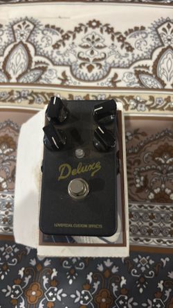 For sale, Love pedal deluxe custom effects For sale, Love pedal deluxe custom effects