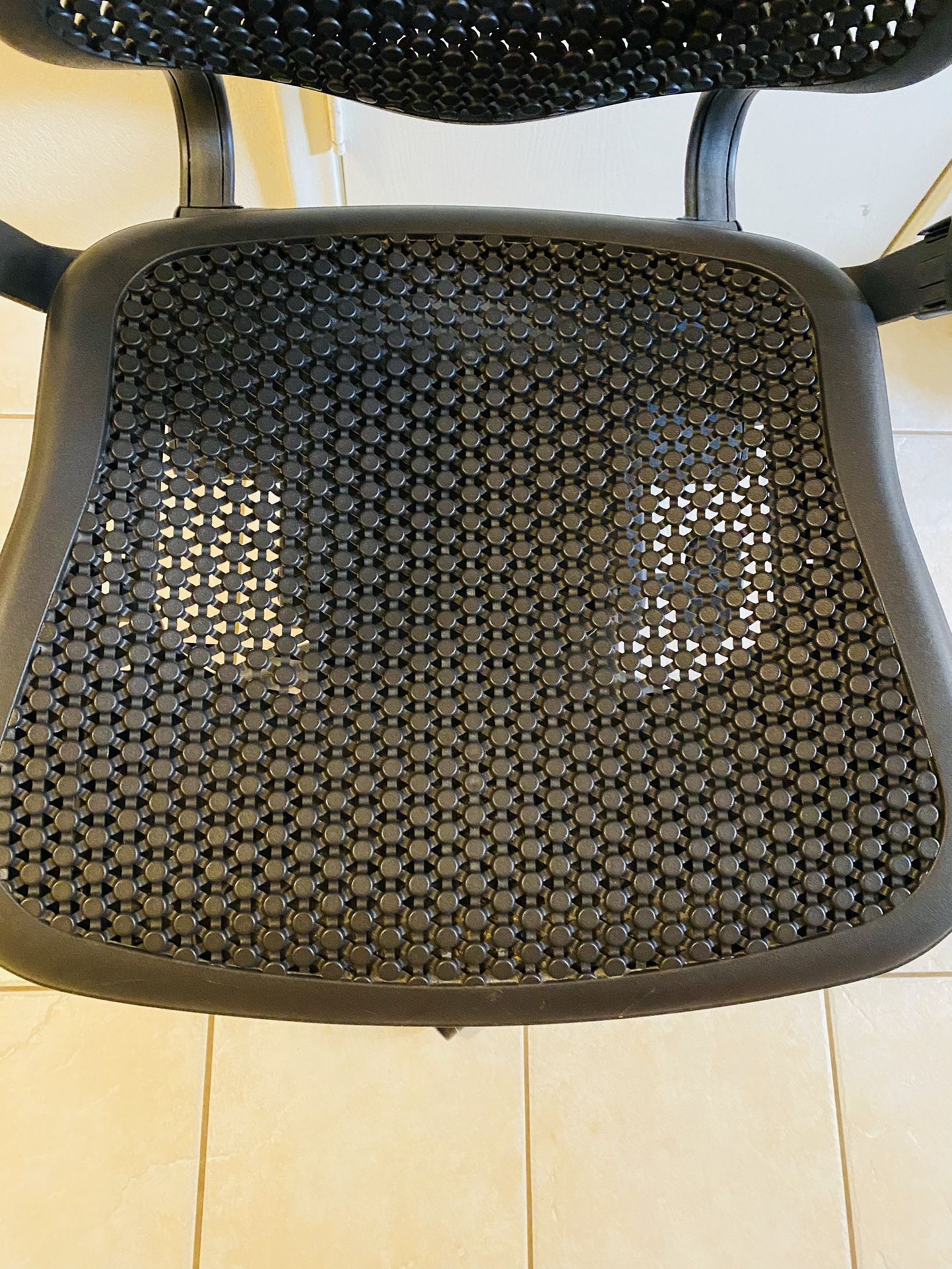 Herman Miller Celle Computer Chair Black for Sale in Chandler, AZ - OfferUp
