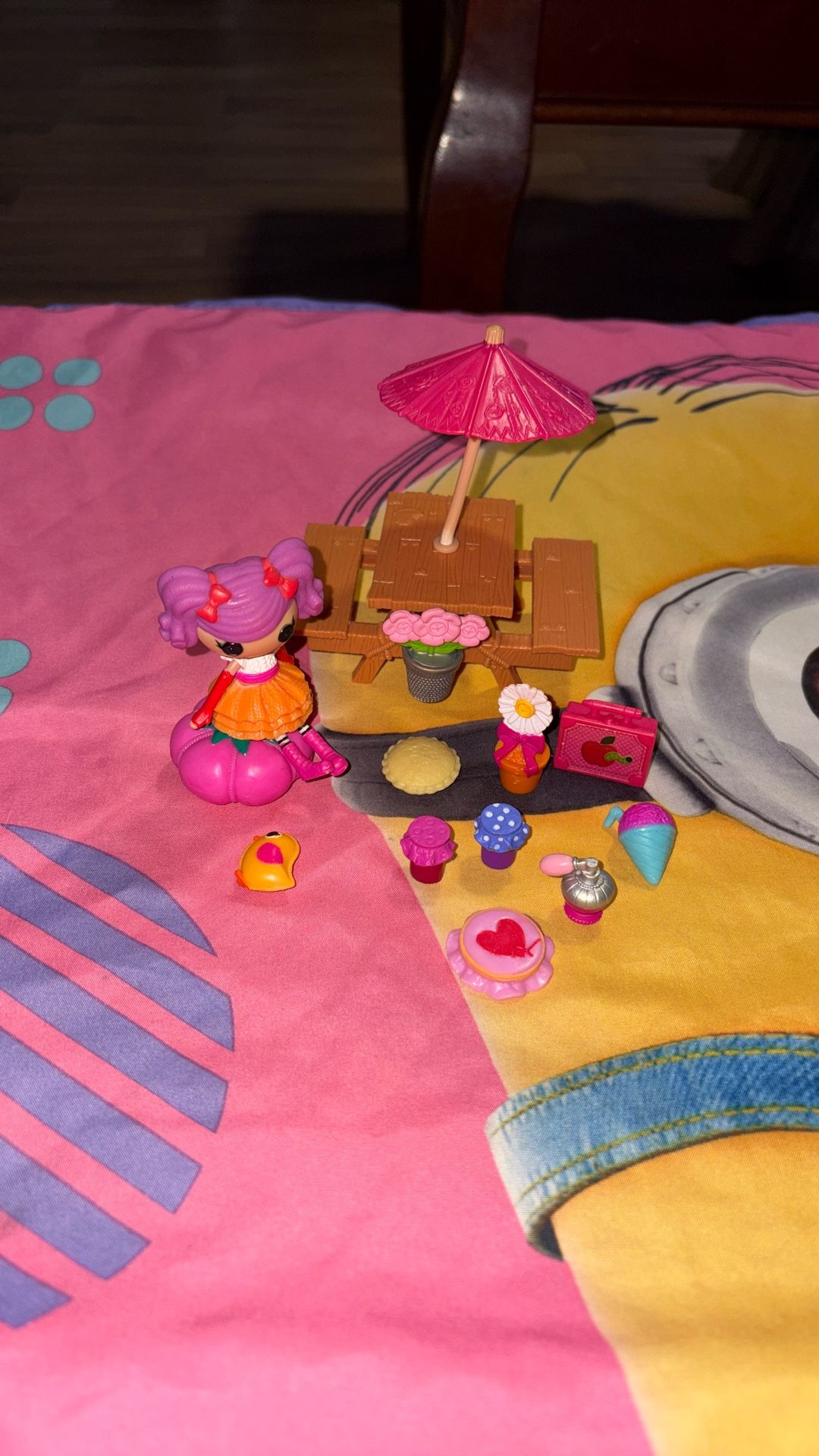 Lalaloopsy Mini Doll Peanut Big Top & Pet. & Mini picnic table and items.