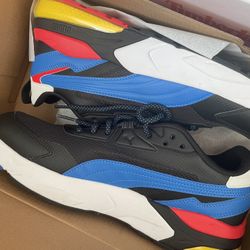 Puma Sneakers