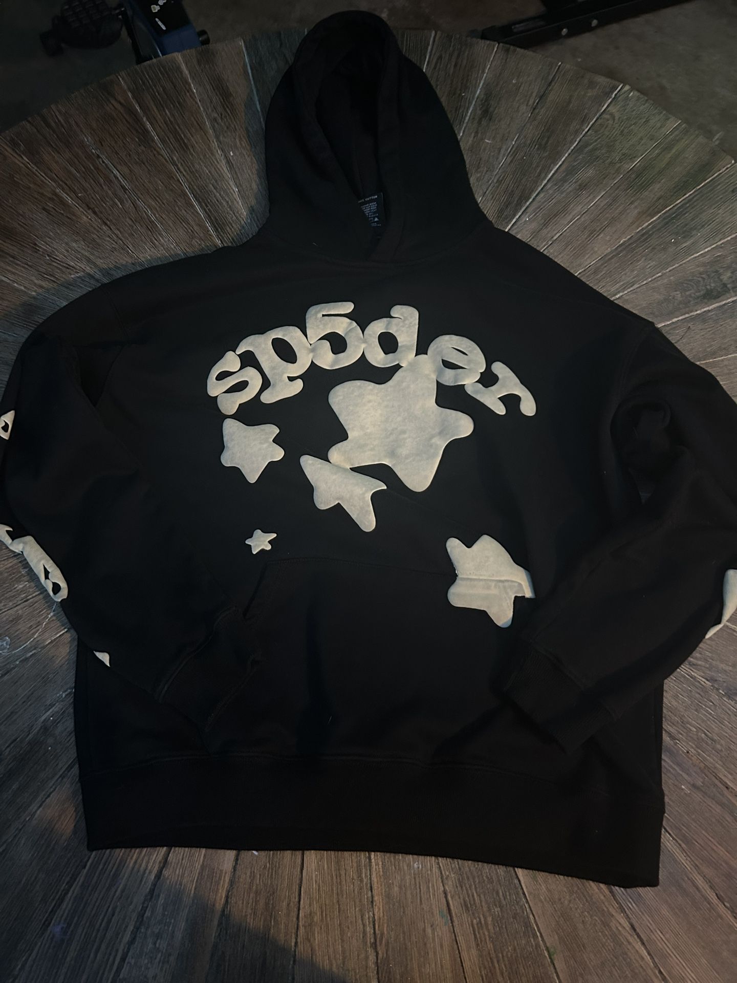 Selling Spider Hoodie Size Medium , 85$, If Not Happy With The Pice Can Change It