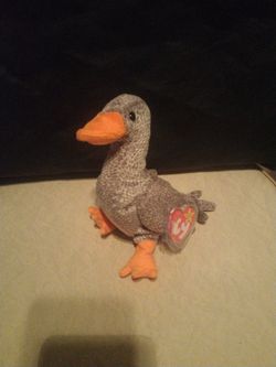 RARE Honks Beanie Baby.. Ty Beanie Baby with hologram tag,