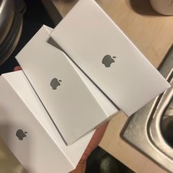 Airpod Pros *Send Best Offer