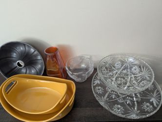 Glass and Ceramic Serving Bowls / Plates