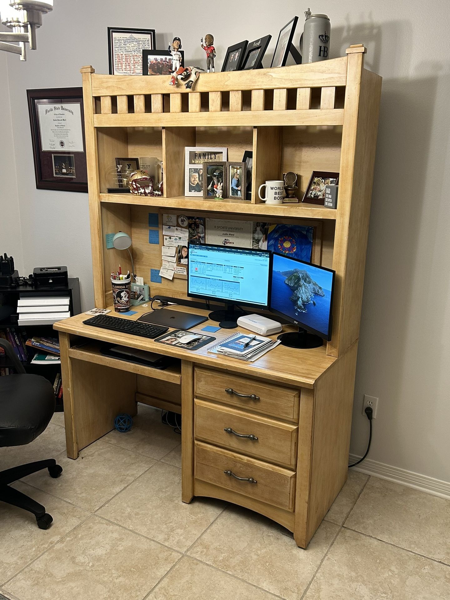 Wood Desk And Hutch