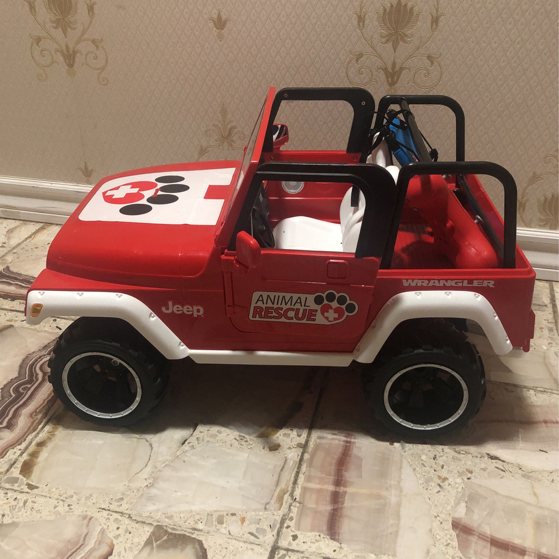 Remote Control Jeep For Use With 18” Dolls