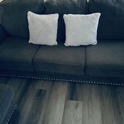 Beautiful Sofa Set 