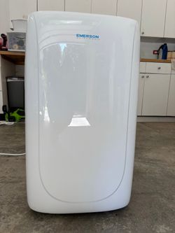 Emerson Quiet Kool 14,000 BTU Portable Air Conditioner – Works Great
