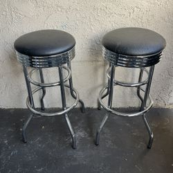 Set of 2 Retro Chrome Bar Stools - Swivel