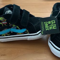 Vans Toddler Size 4.5 Brand New