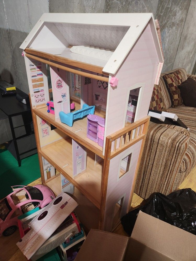 Doll House