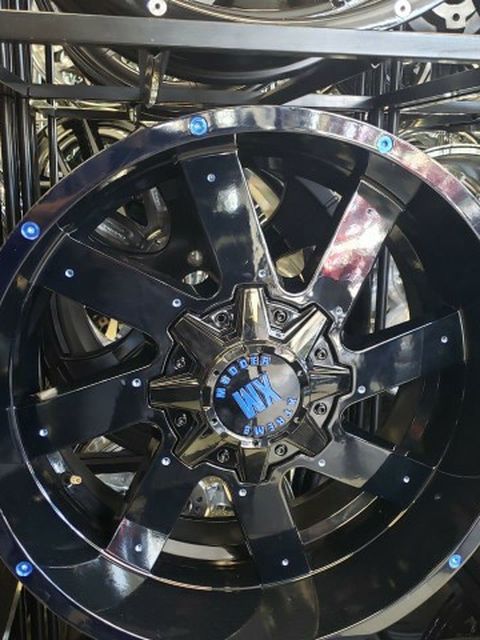 20x12 RINES Y LLANTAS 33125020