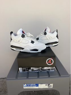 Size 10.5 - Air Jordan 4 Retro Flight Club