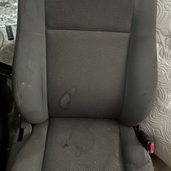 2 Front Driver N Passenger Side Seats