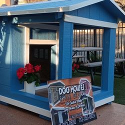 DOG HOUSES 