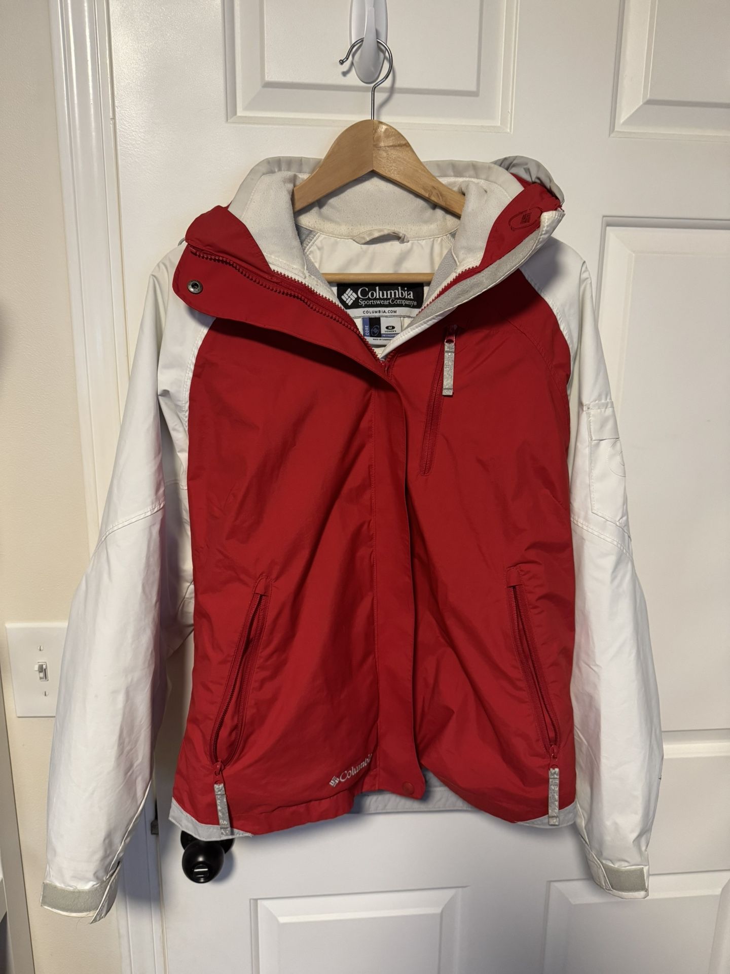 Columbia Women’s Winter Jacket Medium