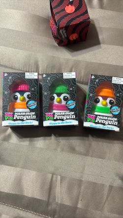 Needoh Polar penguin set