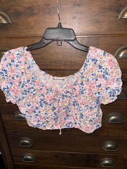 Wallflower Floral Crop Top Size Medium
