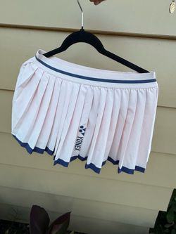 Yonex Athletic Pleated Tennis Skirt - Light Pink / Navy (Size S/M)