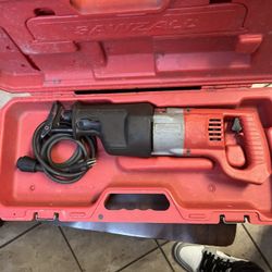 Milwaukee Sawzall w/ Blades & Case