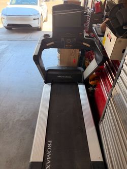 Promaxima Commercial Treadmill