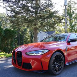 2022 M3 COMPETITION Toronto Red Metallic 