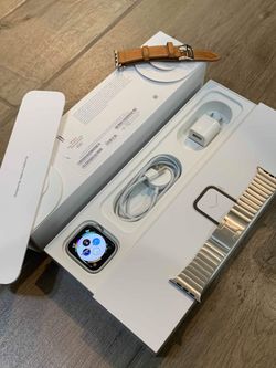 Apple Watch Series 4 GPS & LTE Cellular 44mm with Warranty until December 2019