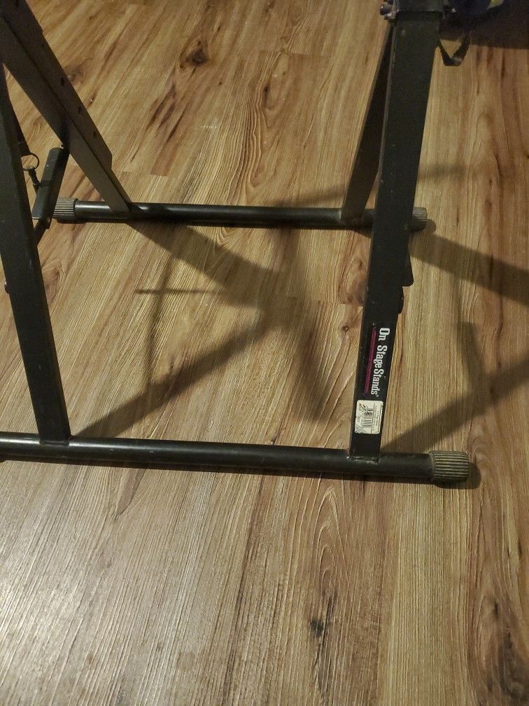 Speaker Stand
