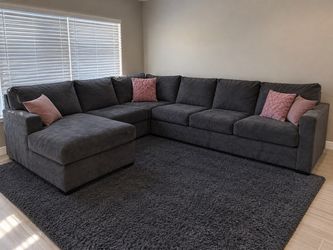 Large Gray Fabric Sectional Sofa with Chaise