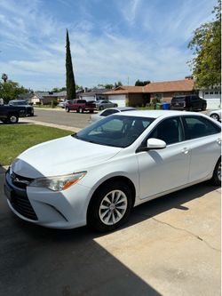 2017 Toyota Camry  LE