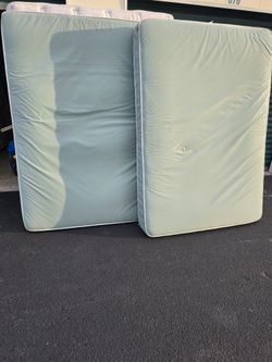 Full Size Mattress And Boxspring 